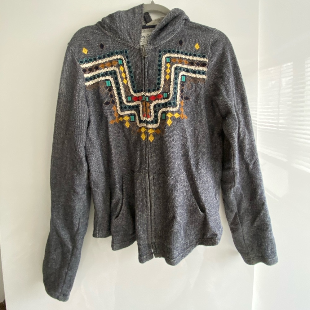 Hoodie with embroidered details